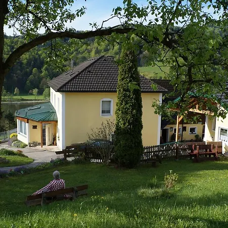 Farm stay Woerthbauer